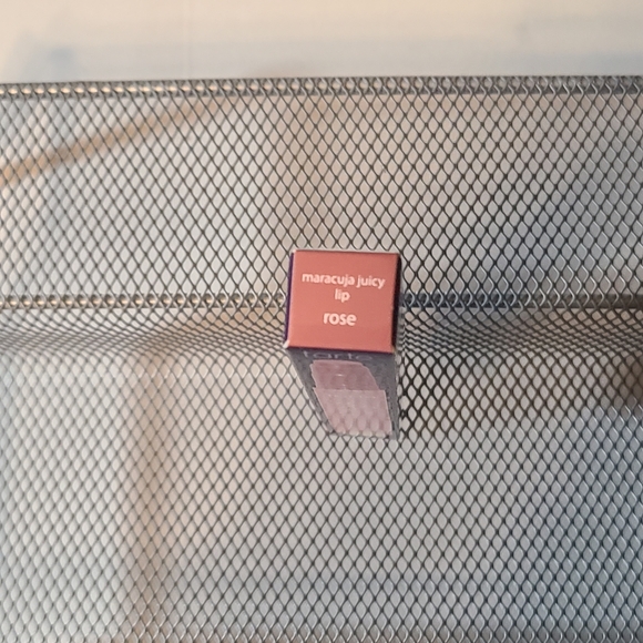 Tarte Maracuja Juicy Lip Balm Gloss Full Size Color Rose NIB .095 Oz/2.7 G - Picture 8 of 11